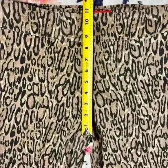 Krazy‎ Larry Brown/Black Leopard Print Pull-On Ankle Pants Women's Size 10 - Picture 5 of 6